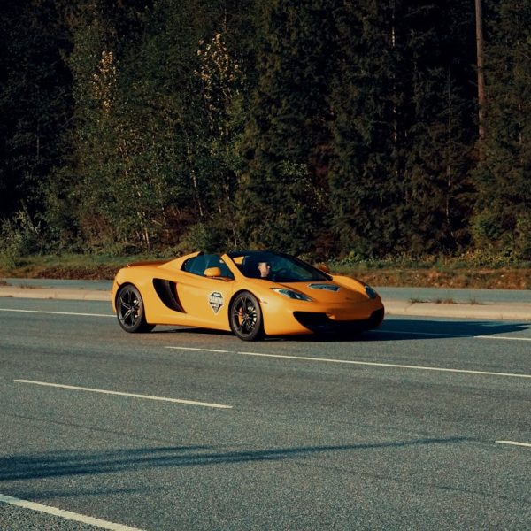 Drive Dubai in a Sports Car: A Guide