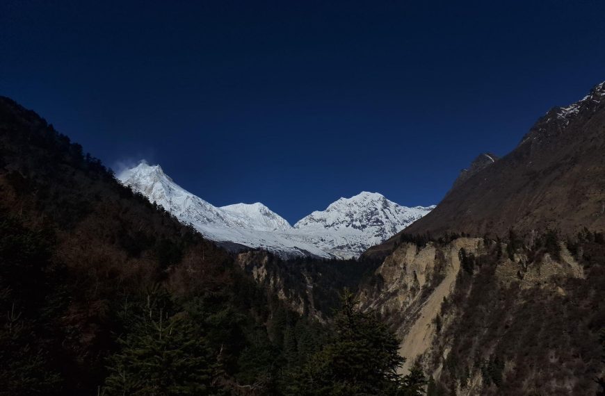Manaslu Circuit Trek