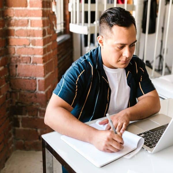 How Online Career Training Is Helping Working Adults Switch Careers Faster